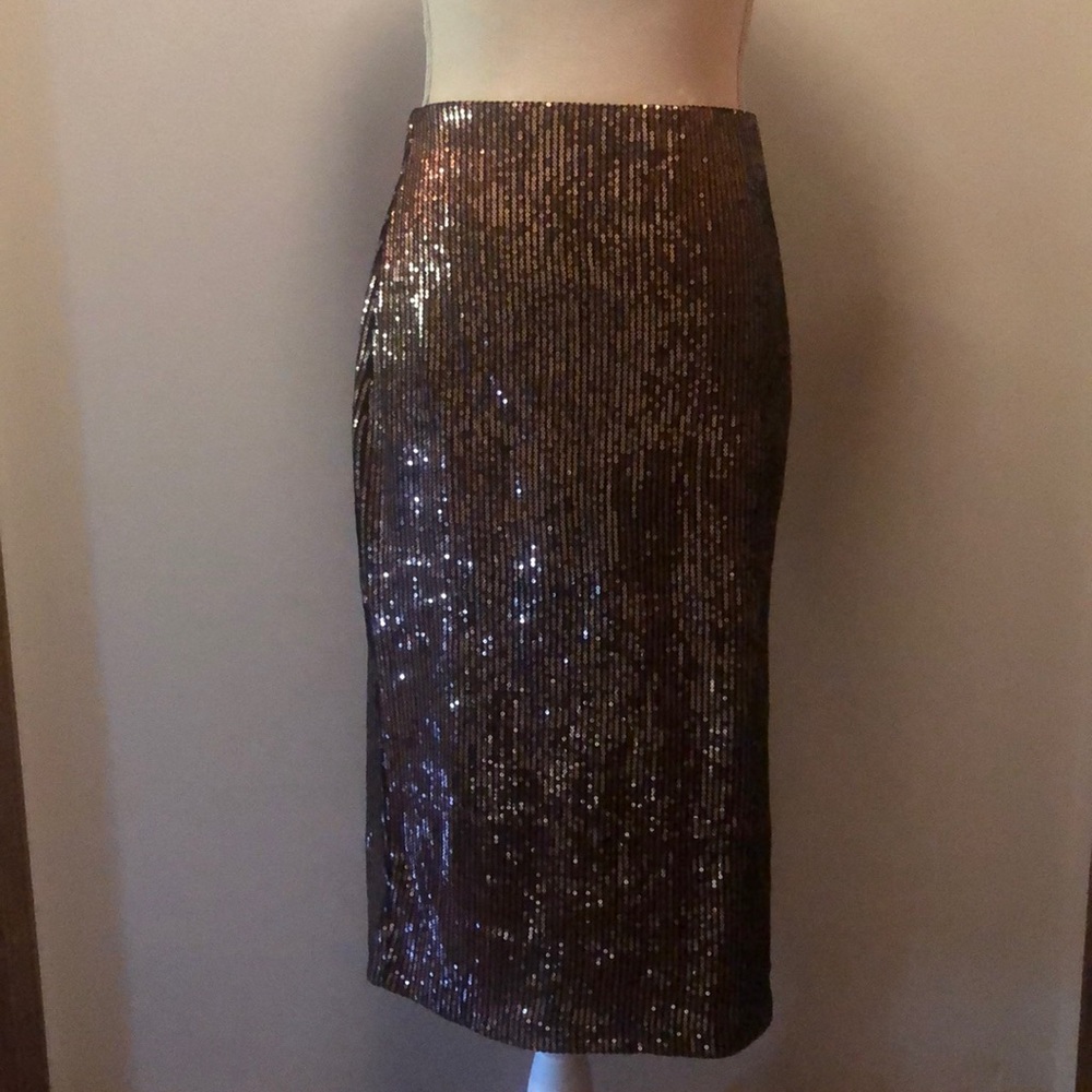 everleigh Sequin Midi Skirt